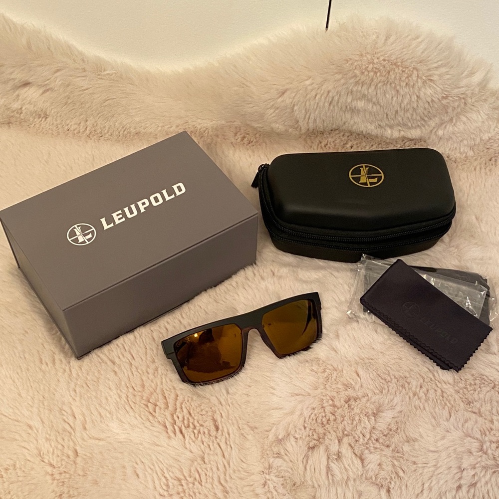 Men's Black and Brown Sunglasses